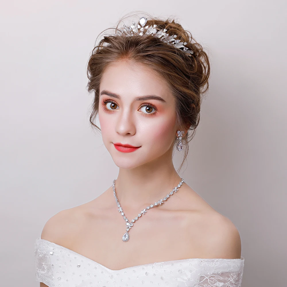 

3pcs Women Retro Jewelry Set Cubic Zirconia Necklace Pendant Bijoux Wedding Bridal Tiara Crown Hair Accessories Zircon Earrings