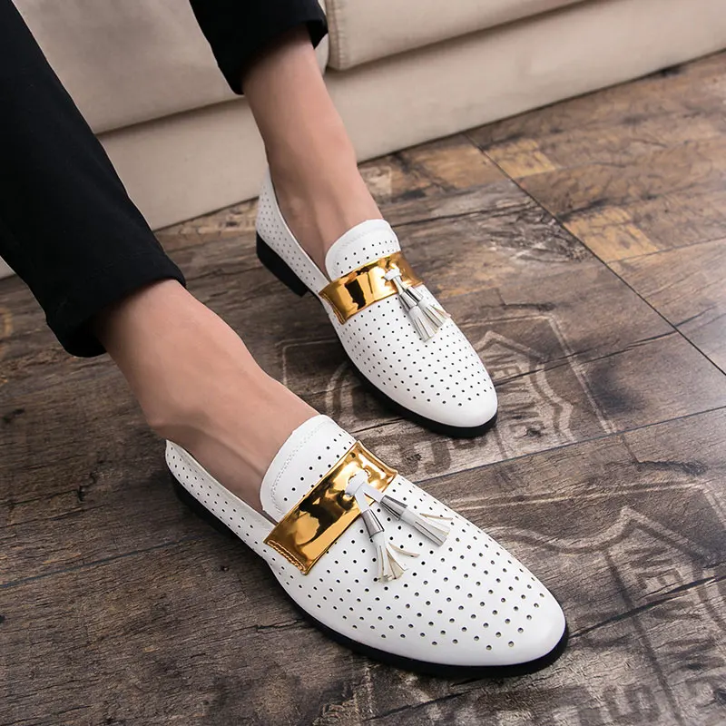 Hollow Men Casual Shoes Loafers Men Leather Shoes Tassels Breathable Dress Shoes Men Mocassin Wedding Shoes Chaussure Homme