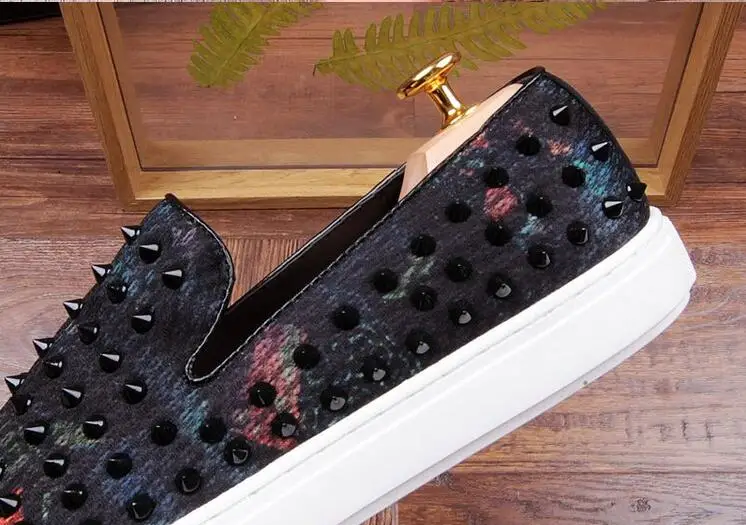 Mariage Personnalité Épais Nouveau Sociale 1 Hommes De Sapato Rivet Appartements Homme Mocassins 2017 Bal Chaussures Impression Clouté Fond doeCxB