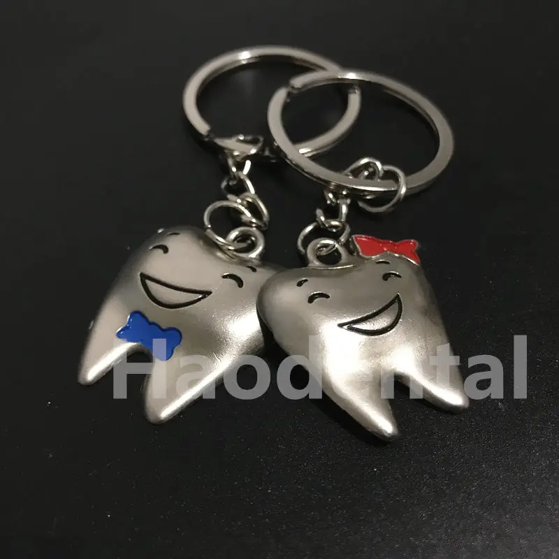 2pcs Cartoon Teeth Keychain Dentist Decoration Key Chains Stainless