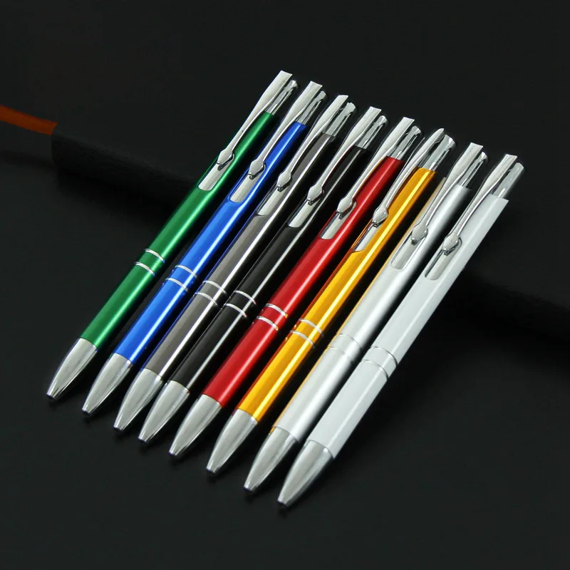 dise/ño con aspecto de cuero Faber-Castell Bol/ígrafo con punta b/ásica color negro