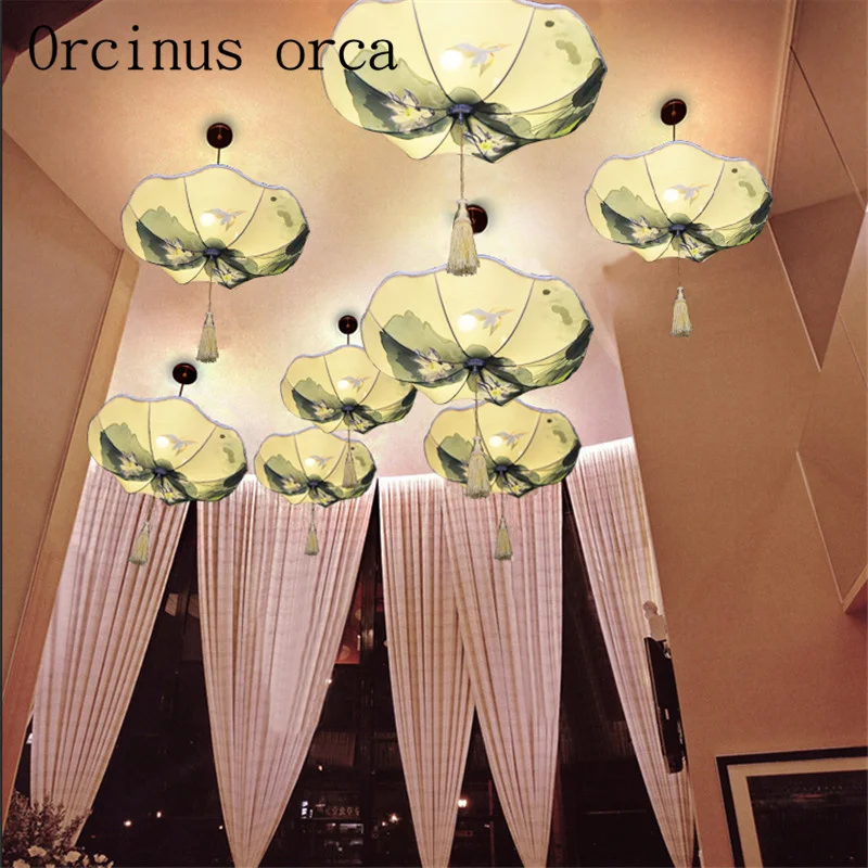 

New Chinese style hand-painted lotus leaf lanterns chandeliers corridors restaurants Chinese style classical cloth lamps