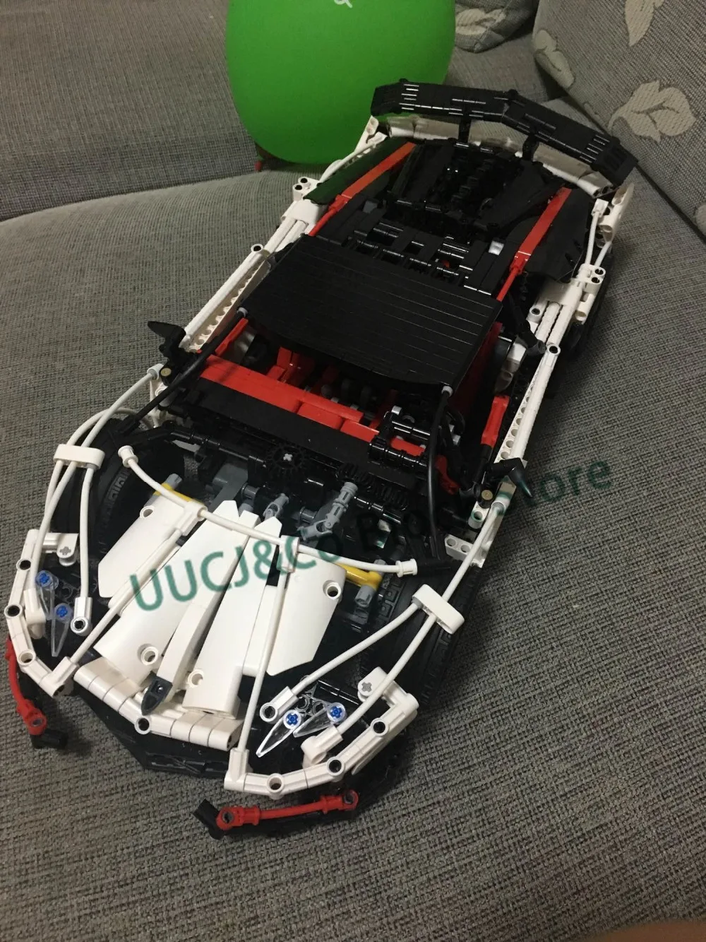 

LEPIN 23007 2838pcs Technic Series The Hatchback Type R Model Building Blocks set Bricks Educational Toys For Children 2695 Gift