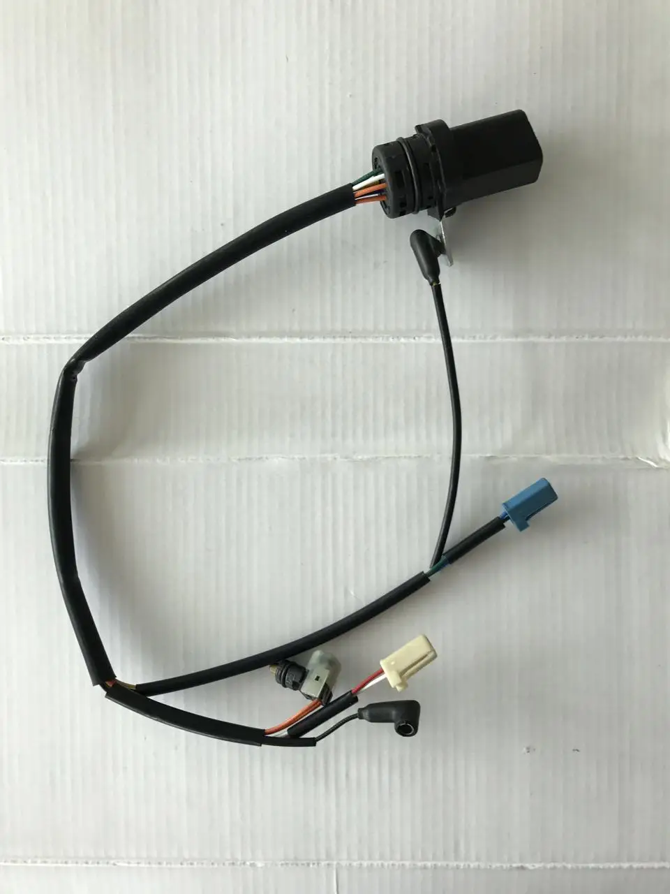 Жгут проводов внутренней коробки передач V.olkswagen A.udi 09G 8 PIN TF60-S0911 OEM 927 363 A B |