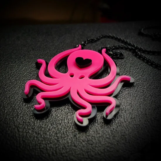 2018-New-Acrylic-Octopus-pendant-necklace-simple-style-animal-Pink-Octopus-necklace-for-men-unisex-punk