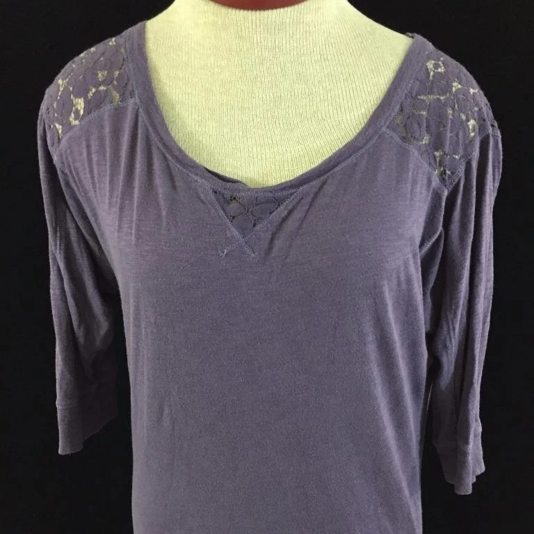 American Eagle Outfitters knit top size S small purple shirt 3/4 sleeves