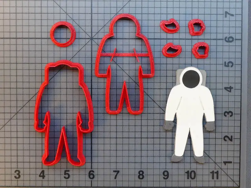 JB_Astronaut-266-681-Cookie-Cutter-Set_
