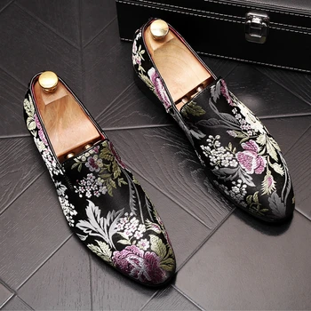 

Stephoes Men Fashion Casual Shoes Summer Embroidery Print Breathable Leisure Loafers Male Pointed Toe Flowers Slip on Sneakers