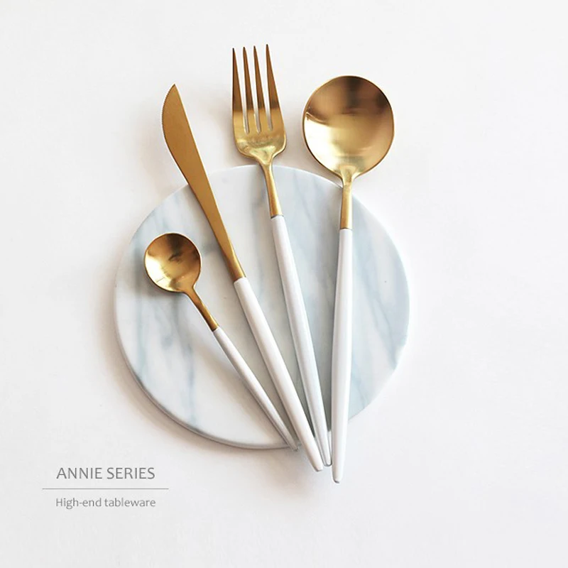 24pcsWestern Luxury Korean Gold Cutlery Set 18/10 Stainless Steel Frost