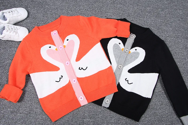 INS/Лидер продаж, Европейский детский свитер Топы с рисунком лебедя для девочек, вязаный кардиган для мальчиков, хлопковая одежда детская хлопковая верхняя одежда для малышей