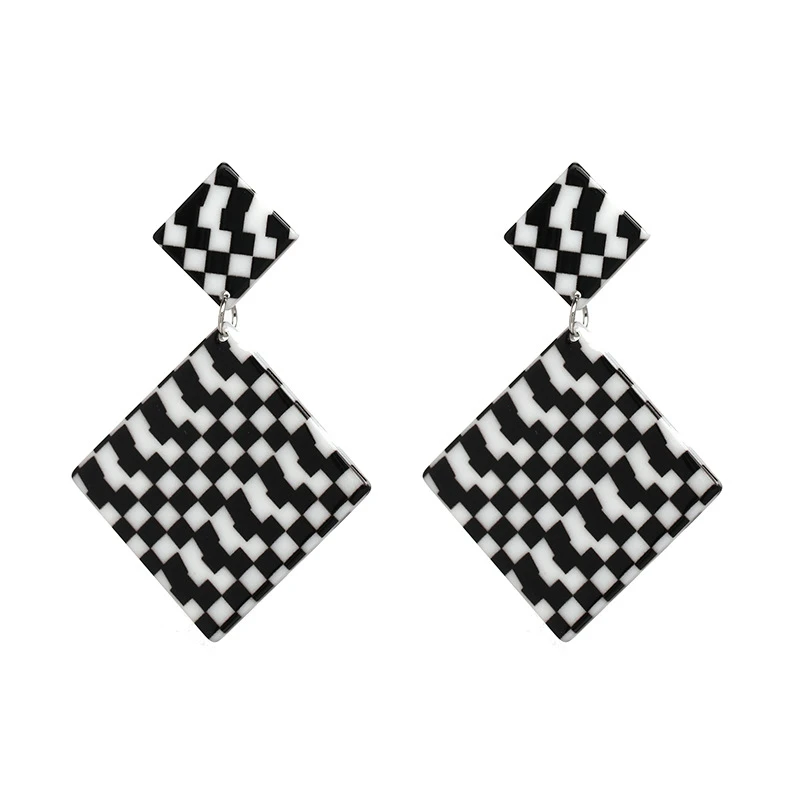9271300734_669602093