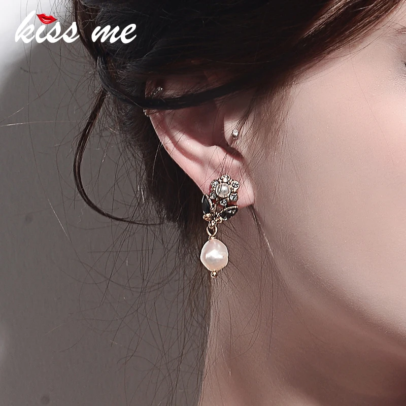 Женские серьги подвески KISS ME с искусственным жемчугом и кристаллами вечерние