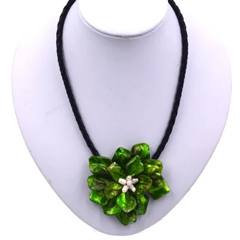 

Handmade Jewelry Natural white freshwater pearl green baroque shell flower necklace