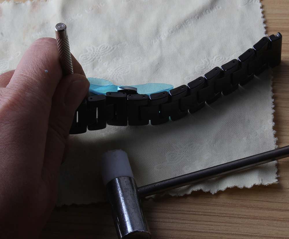 Отдельные звенья керамические гранулы зерна для расширения длины ремешки для часов аксессуары в магазине с инструментами 22 мм черный специальный