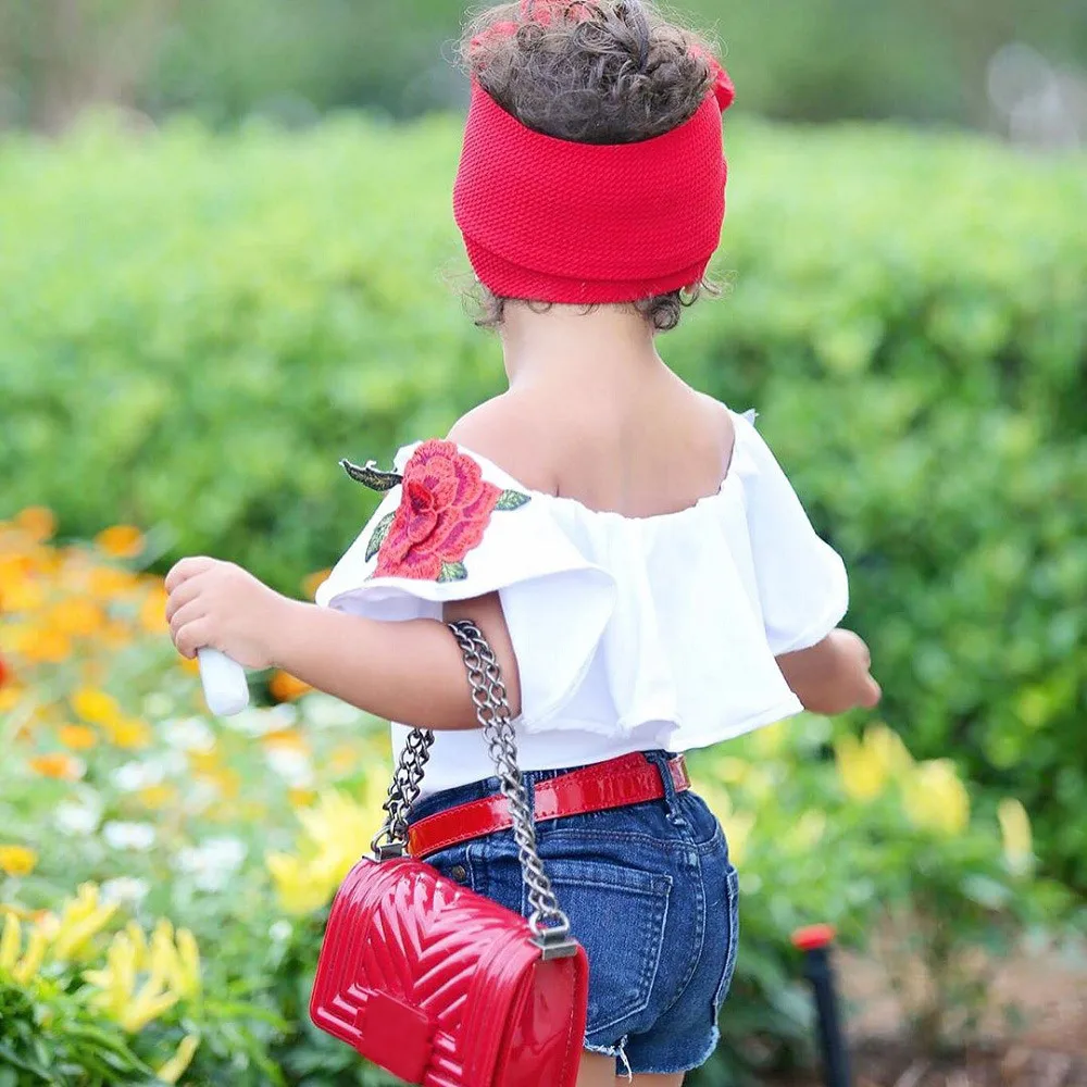 Новая модная футболка для маленьких девочек; лето г.; хлопковые топы с объемным принтом розы; футболка с открытыми плечами; одежда