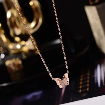 

YUN RUO 2018 Rose Gold Color Chic Fashion 3D Butterfly Pendant Necklace Titanium Steel Jewelry Woman Gift Not Fade Wholesale