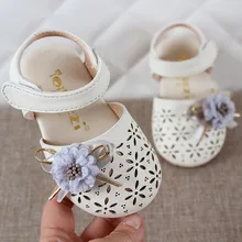 Летние Элегантные сандалии с цветами для маленьких девочек; обувь принцессы; Детские прозрачные сандалии; сандалии для девочек; chaussure fille