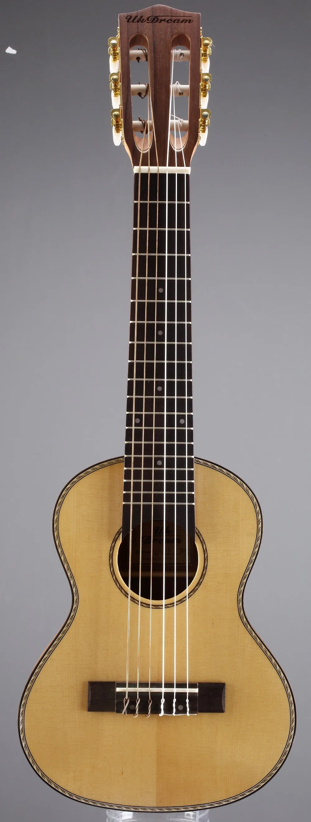 Музыкальные инструменты 2" гитара укулеле Guitalele Guitarlele Guilele розовое дерево Материал гитара для путешествий