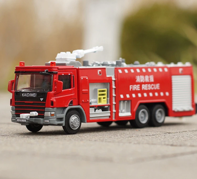 Alloy Diecast 1:50 Water Cannon Fire Truck Model 360° Rotate