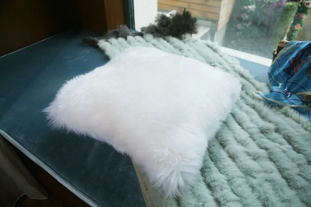 sheep skin back cushion pillow1