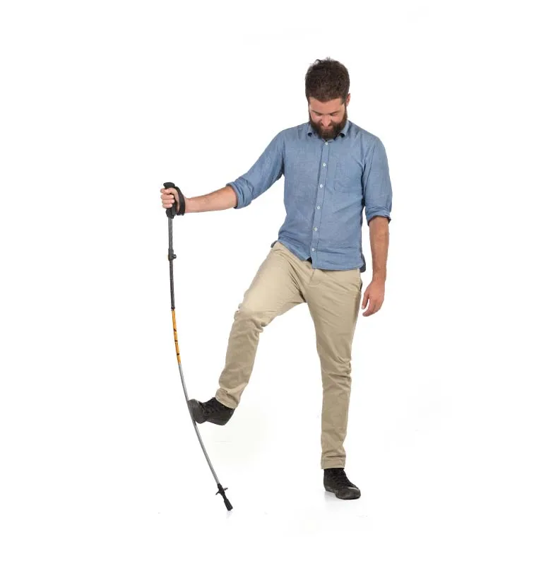 Fibra de Carbono + Liga de Alumínio Naturehike Bengala Trekking Pole Caminhadas Ultra-leve Dobrável Ajustável 135 Centímetros 234g 14 dobrável Ajustável 135 centímetros 234g