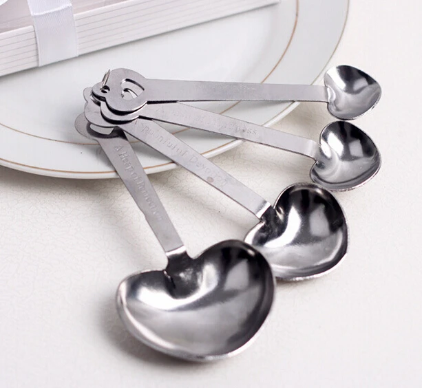 Один набор из четырех в форме сердца мерные ложки свадебной любовь Пособия по кулинарии Инструменты 400 шт