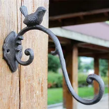 Ornate Cast Iron Hanging Basket Bracket Hook Home Garden Wall Shed Storage Hanger Wall Barn Fence Bird Gardening Decor Vintage