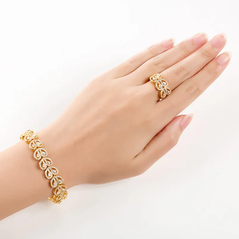 Hadiyana Любовь Форма ожерелье браслет кольцо серьги набор украшений для женщин циркония сердце Свадебные Ювелирные наборы TZ8139