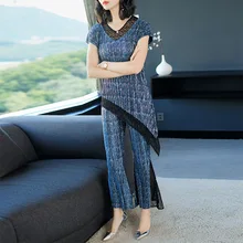 

Plus Size Two Piece Set Women 2018 Summer New V-Neck Patchwork Irregular Top +Elastic Waist Pants Loose Fashion Women's Sets