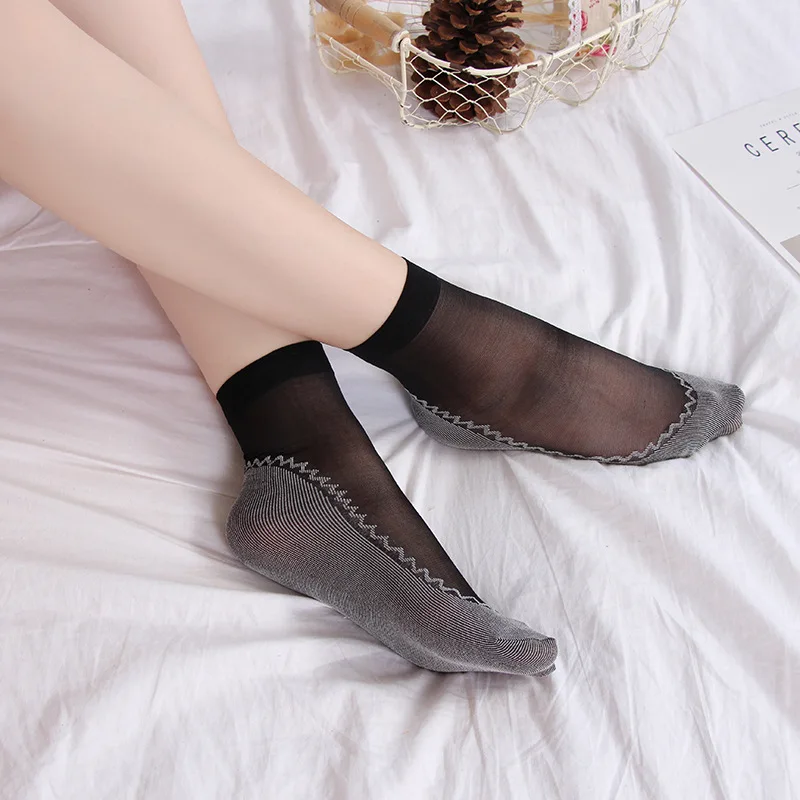 

2019117 women Summer Velvet short bottom with cotton non-slip female silk feeling transparent socks