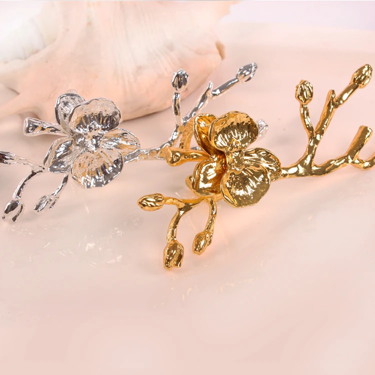 

Free Shipping 2 X Plum Napkin Ring Gold/Silver Metal Napkin Holder For Wedding Hotel Dinner Party Deco