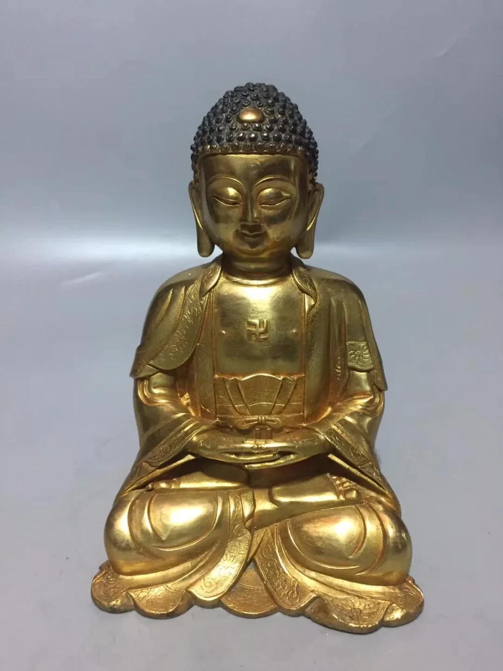 

Art Collection Chinese Ming dynasty(1403-1424 ) Old handmade Bronze Gilt Sakyamuni statue Yellow buddha sculpture with mark
