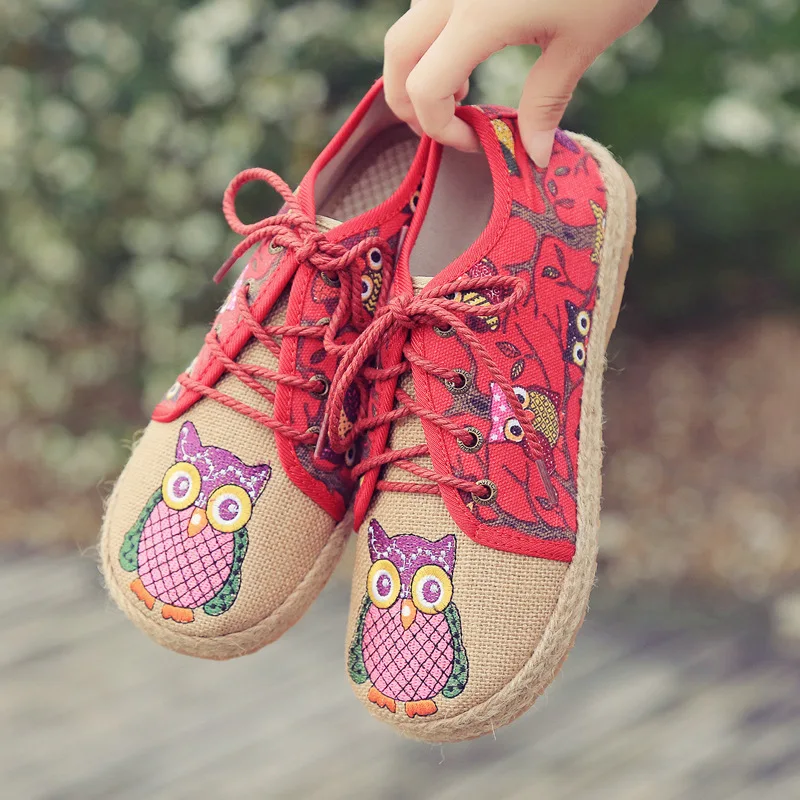 Veowalk/винтажная женская обувь; тайская Тканевая обувь из хлопка и льна с вышивкой Совы; Тканевая обувь на плоской подошве в национальном стиле; обувь на шнуровке с круглым носком