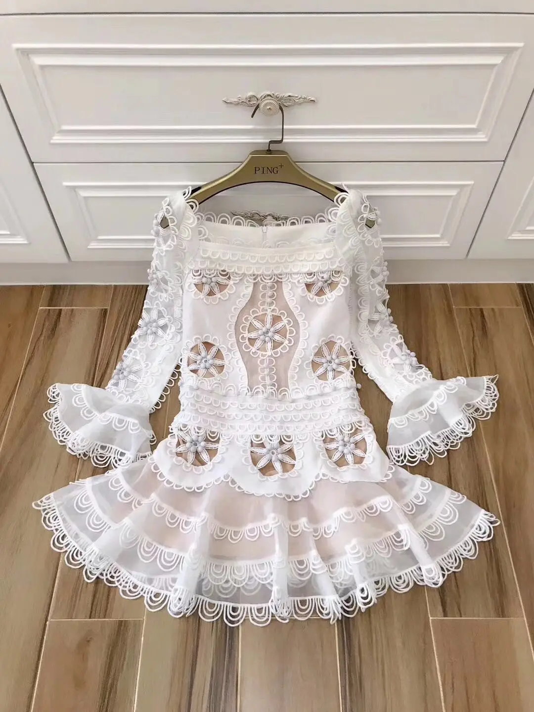 EDGLulu платье с вышивкой мини Сетка дизайнерский с длинными рукавами платья Подиум высокое качество сексуальные платья вечерние Клубные платья - Цвет: Белый