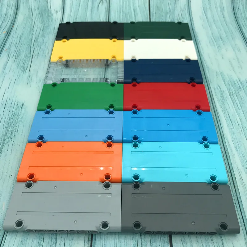 

10Pcs/Lot TECHNIC PARTS 5 x 11 x 1 Technic Panel Building Blocks Flat Panel Plate Truck Brick DIY Toys Compatible with 64782