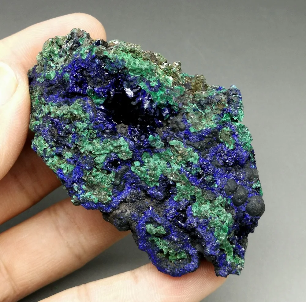 

117g Natural stone and crystal azurite / malachite symbiotic mineral crystal healing crystals Collection ornamental stone