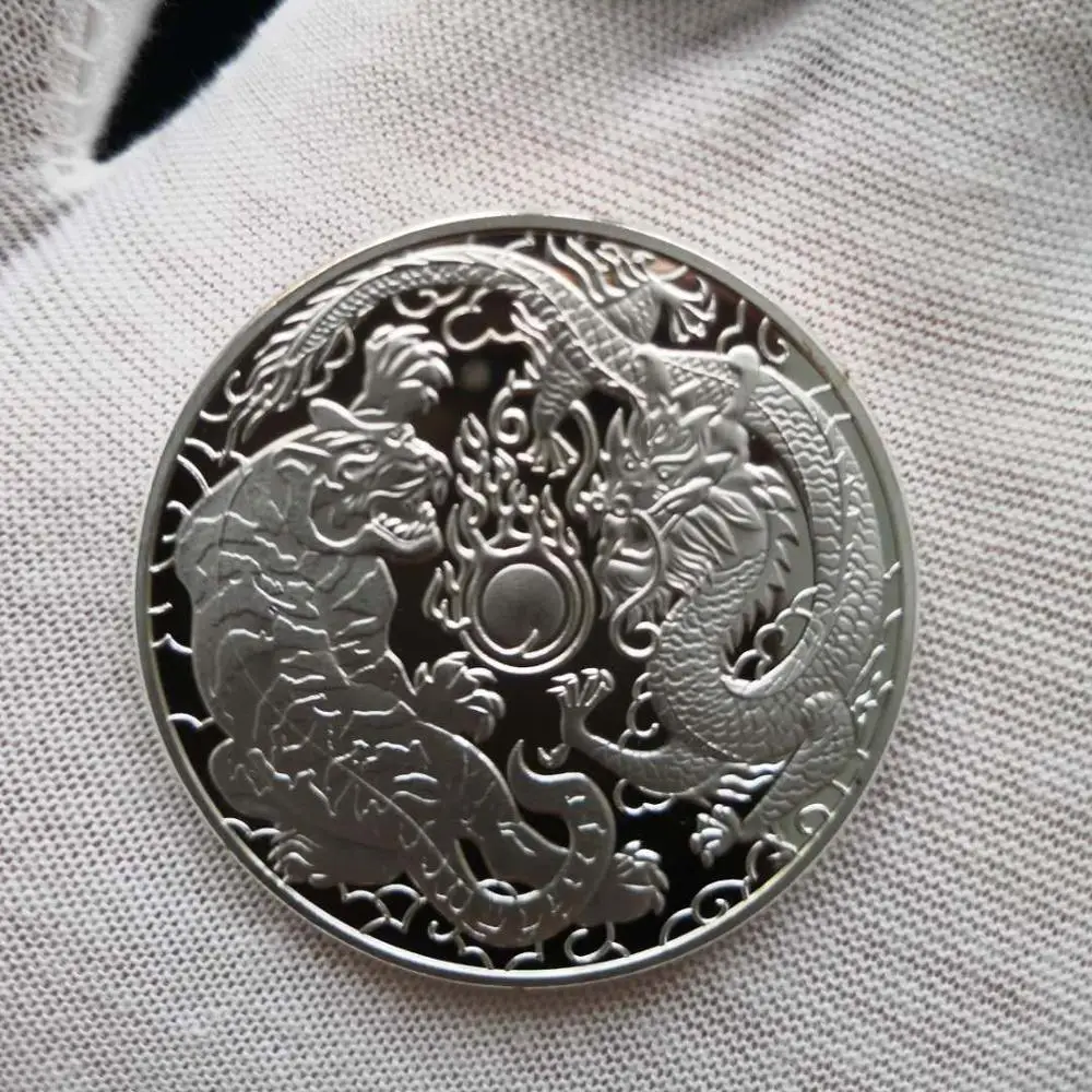 

2018 Australia ELIZABETH II Coins Dragon Battle Tiger 1oz Silver Coin Worth Collection Drop shipping