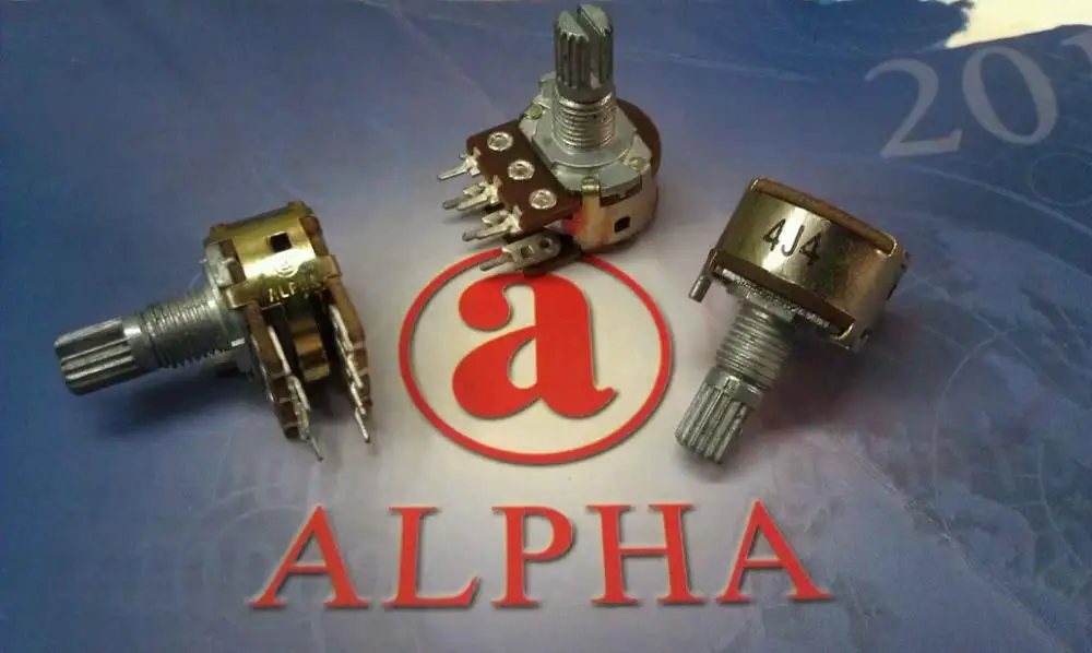 2pcs/bag Taiwan ALPHA 16 Potentiometer Dual A20K with center positioning 15MM axis