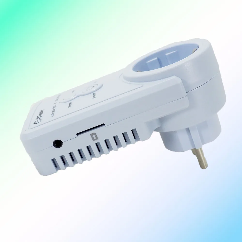 V106 EU Plug Smart GSM Power Outlet Plug Socket with Temperature Sensor SMS Command Control Russian Version