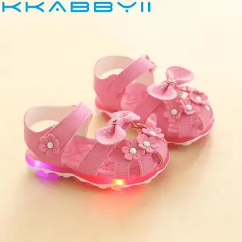 

New Summer Kids Girls Beach Sandals Children LED Flash Breathable Sandals Cute Boys Luminous Fashion Sandals Size 21-30