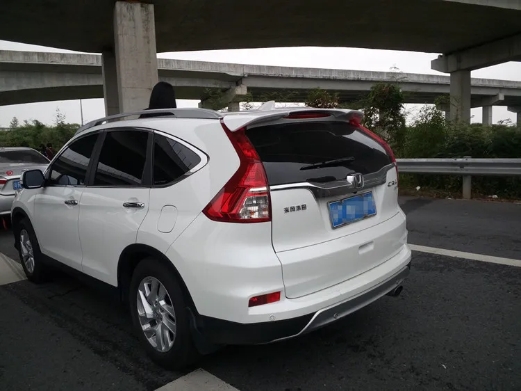 Ceny Dla HONDA CR V Spoiler 2012 15 CRV spoiler bez światła wysokiej jakości ABS materiał samochód tylne skrzydło podkład kolor tylny spojler