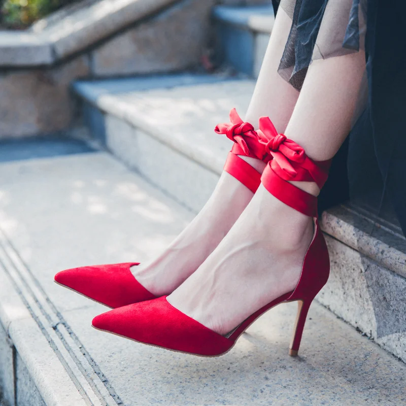 

2018 new pointed Baotou fine and hollow cross straps sheepskin ribbon high heeled single shoes
