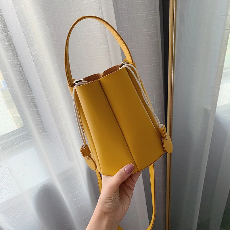 

Luxury Brand Designer 2019 New Women Handbag Fashion Small Messenger Bag String Bucket Totes Female Crossbody Shoulder Bag bolso