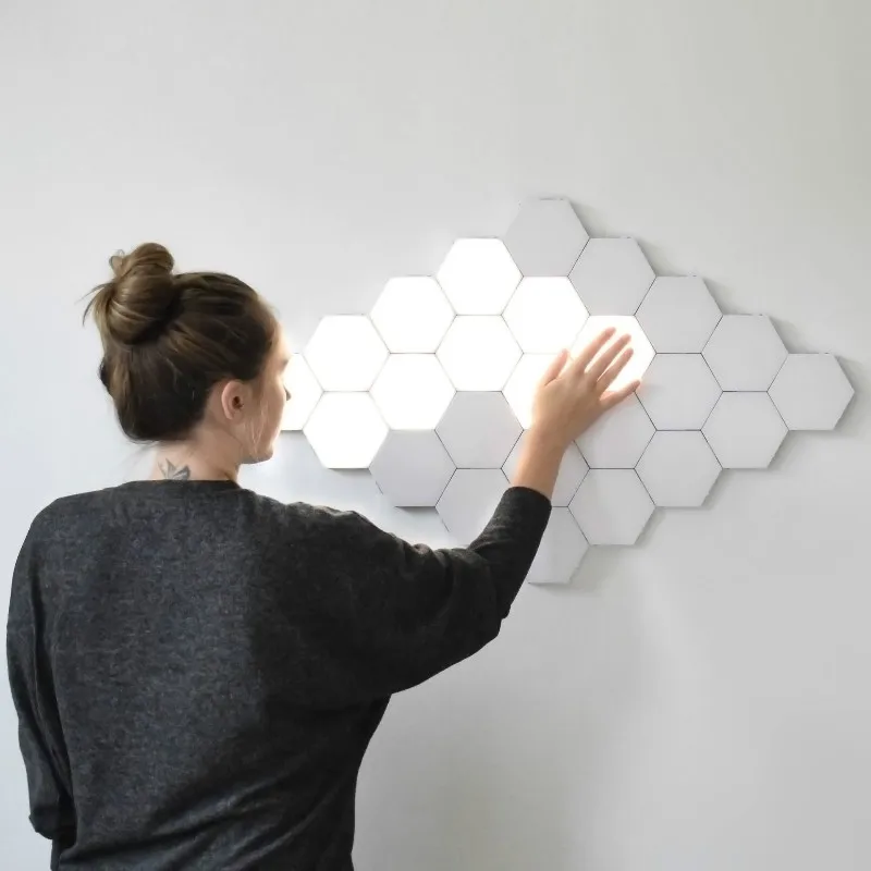 

New Cololight Quantum Lamp Touch Sensitive Light Modular Hexagon Panel Lamp Magnetic DIY Creative Decoration Wall Lighting