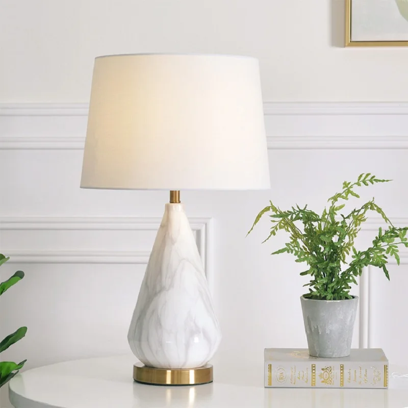 LukLoy керамический светодиодный прикроватный Настольный светильник американский минималистичный Настольный светильник для гостиной семейная Спальня украшение Настольная лампа
