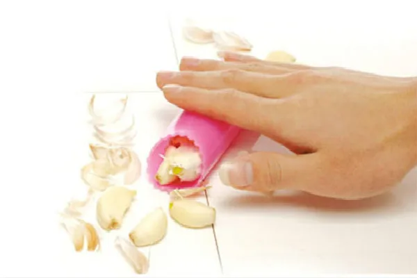 Color Random Free Shipping GMB189 Magic Silicone Garlic Peeler Peel Easy Kitchen Tool | Дом и сад