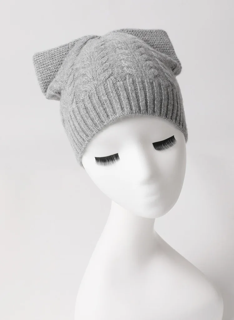 Новинка года. Женская вязаная шапка из кашемира Skullies Beanies. Теплая зимняя шапка на каждый день. Цвет: черный, серый, бежевый, хаки