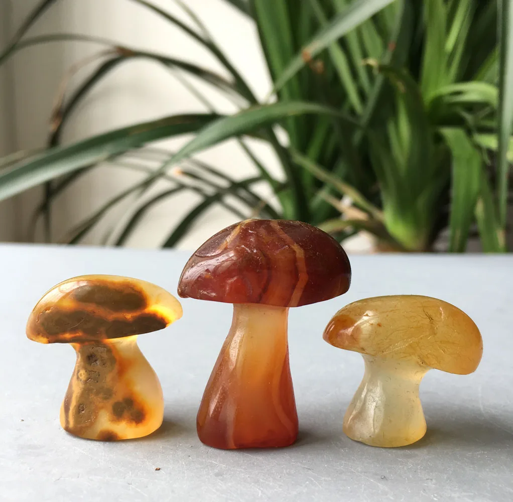 

42g 3pcs Sell cheap natural carved quartz stone crystal agate small mushroom