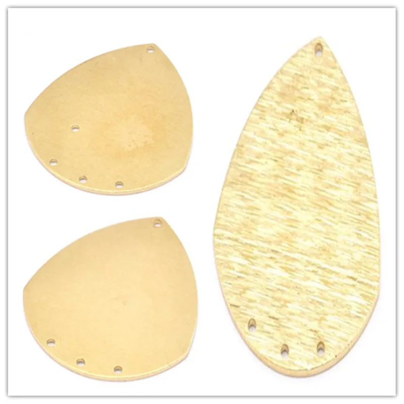 

.raw brass BadgeCharms (Nickel Free and Lead Free)-(36x33x0.80mm) D735.D745.D764.d816.
