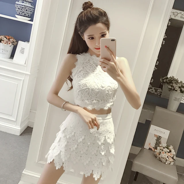 Special Offers 2018 Women's new temperament fashion hollow lace sleeveless shirt + sexy high waist shorts skirt fashion two-piece suit